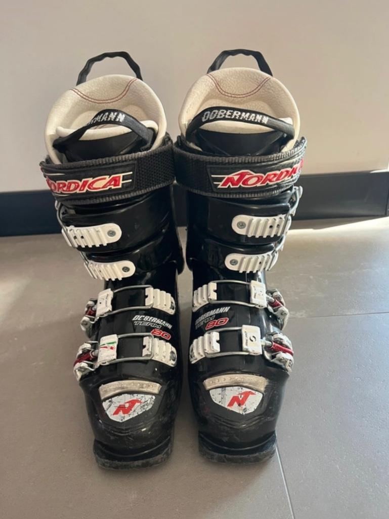 Skischoenen 37/37,5 Nordica, Gebruikt, Schoenen, Ophalen of Verzenden, Nordica