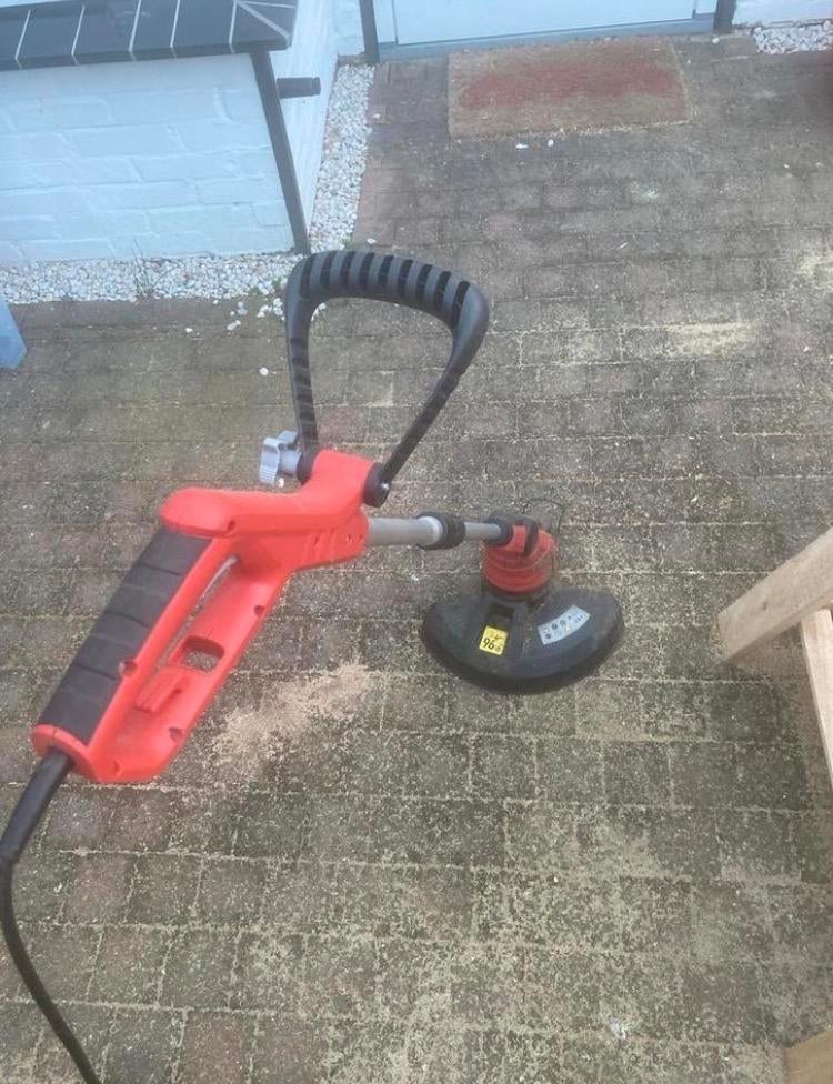 HVC grastrimmer - Elektrische grastrimmer, Ophalen, Gebruikt, 30 tot 50 cm, Elektrisch