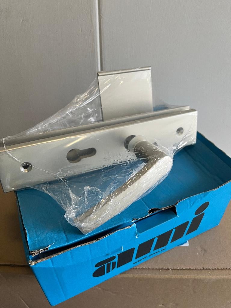 Veiligheidsgarnituur deurkruk AMI F2 21/50 PC72 senioren, Ophalen of Verzenden, Nieuw, Rvs, Klink of Kruk