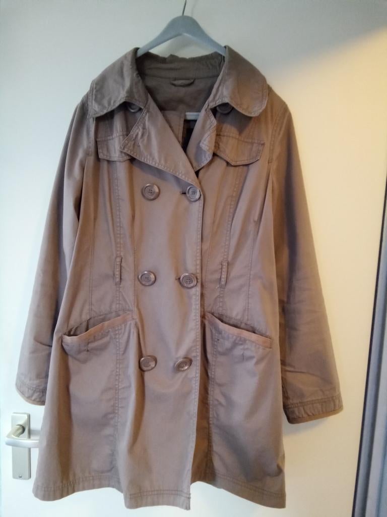 Bruine trenchcoat maat 44, Ophalen of Verzenden, Gedragen, Maat 42/44 (L), Bruin