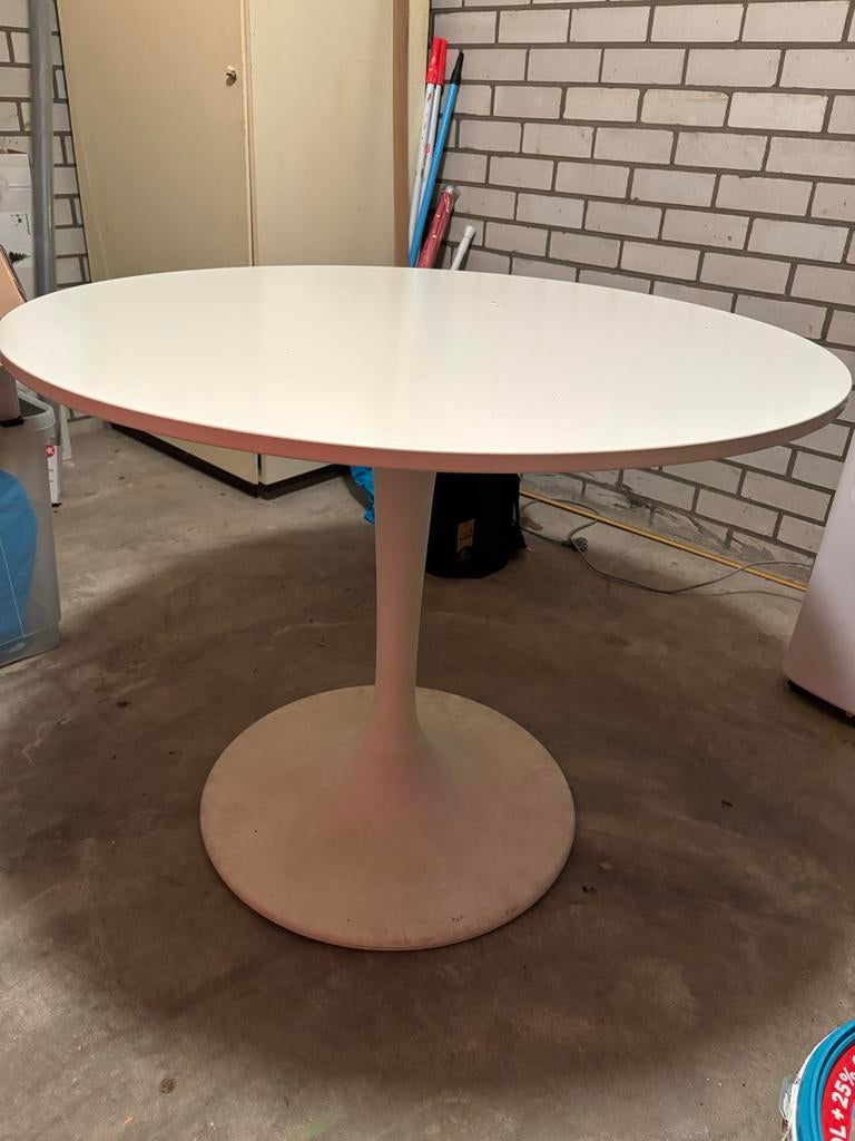 IKEA DOCKSTA ronde tafel, Ophalen, Kunststof, Gebruikt, 100 tot 150 cm