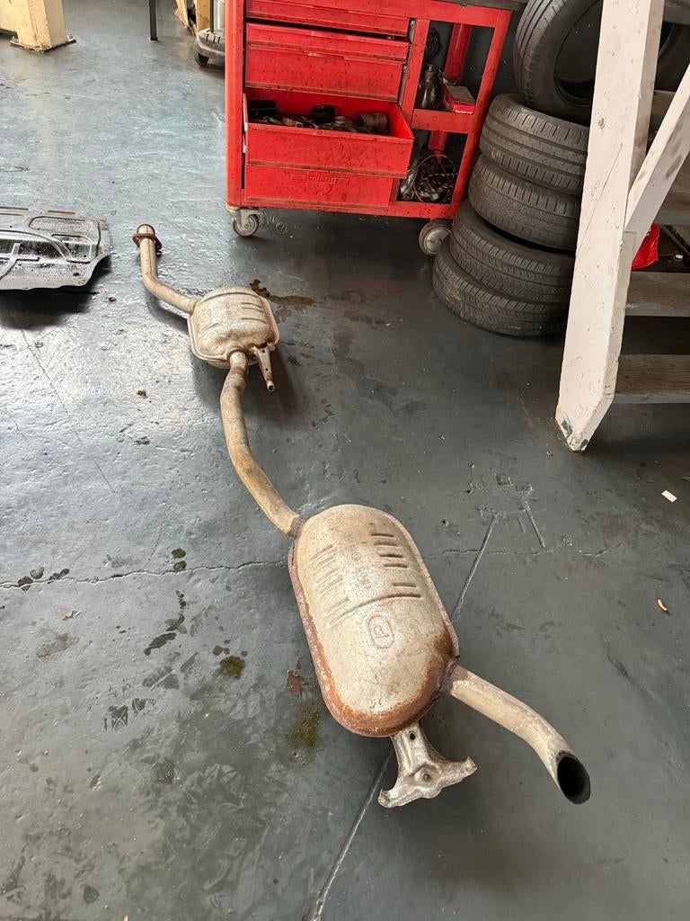 Uitlaat Mercedes W124 250D 1985 - Midden- en Einddemper, Ophalen of Verzenden, Gebruikt, Mercedes-Benz
