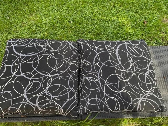 2 zwart witte grote kussens 70x70, Ophalen, Nieuw, Zwart, Vierkant