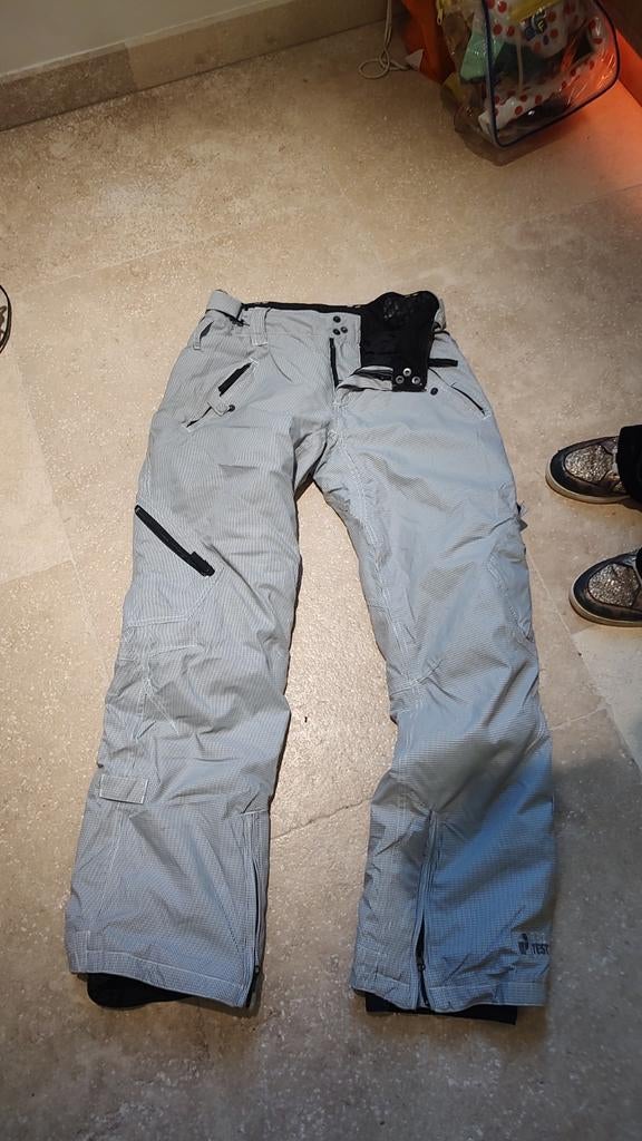 Protest Ski snowboard Broek Maat S, Kleding | Dames, Wintersportkleding, Ophalen of Verzenden, Zo goed als nieuw, Broek