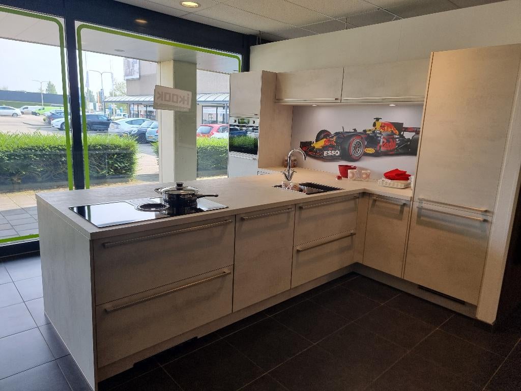 OB026 - Rialto beton Showroomkeuken, Ophalen, Nieuw, Overige typen, Hoogglans of Gelakt