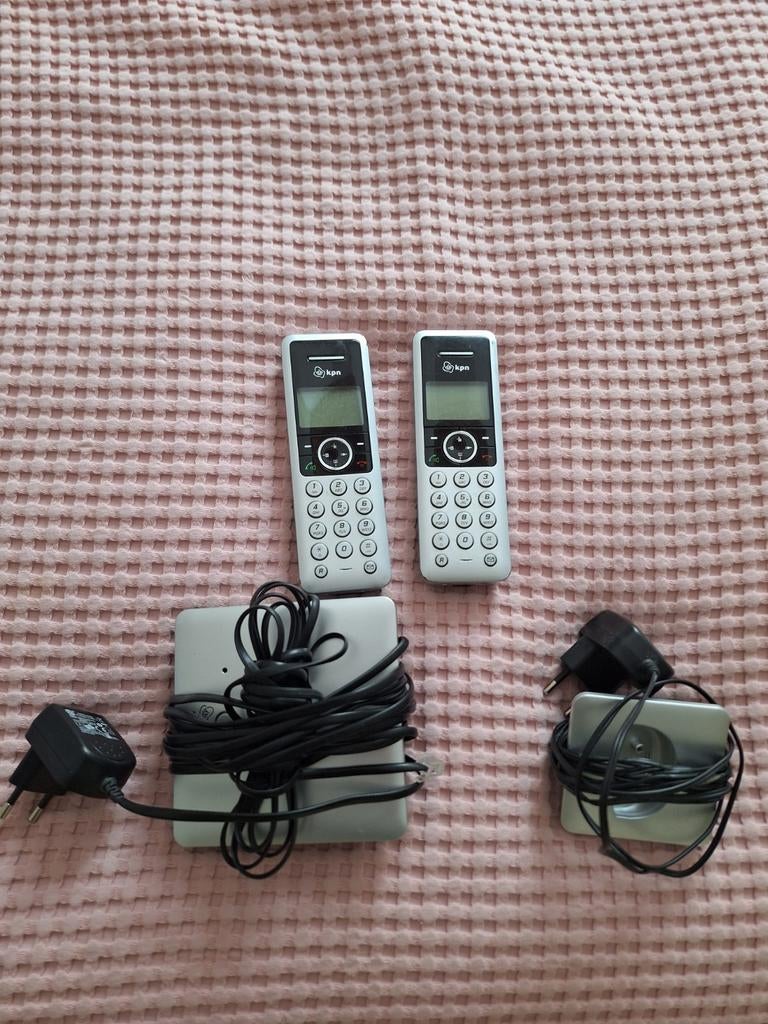 2 x Giga set. KPN, Ophalen, 6 megapixel of meer, Overige modellen