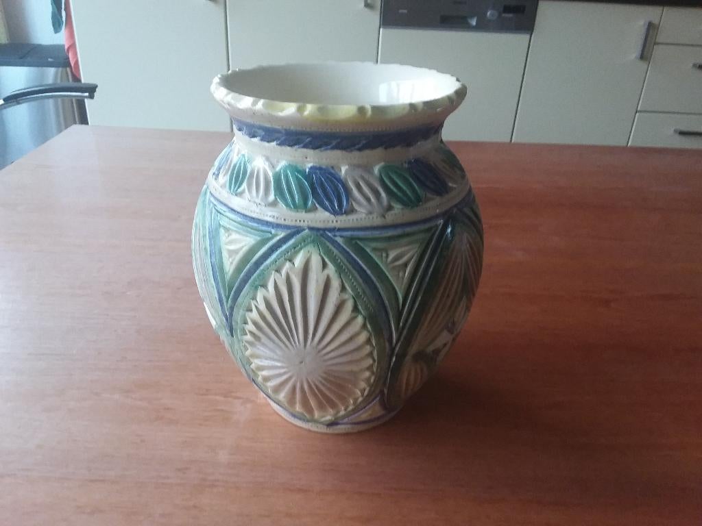 Fries kerfsnede aardewerk, Ophalen of Verzenden