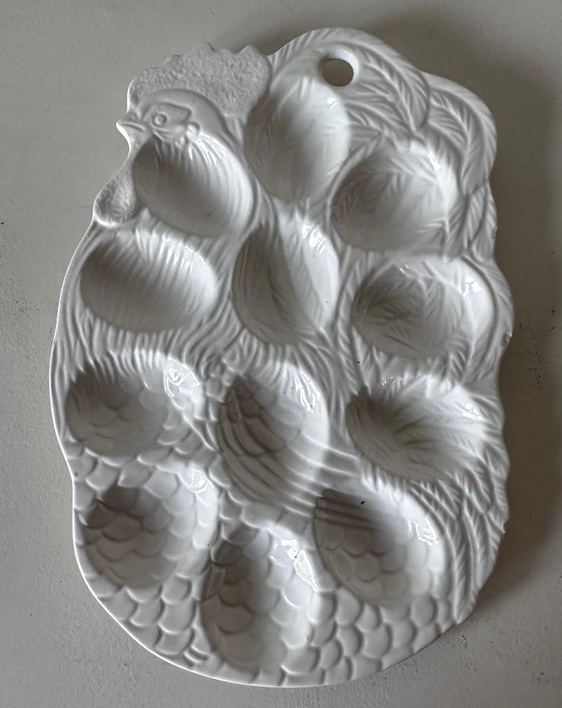 Serveerschaal voor 12 gevulde eieren in vorm van een kip, Ophalen of Verzenden, Zo goed als nieuw, Overige stijlen, Schaal of Schalen