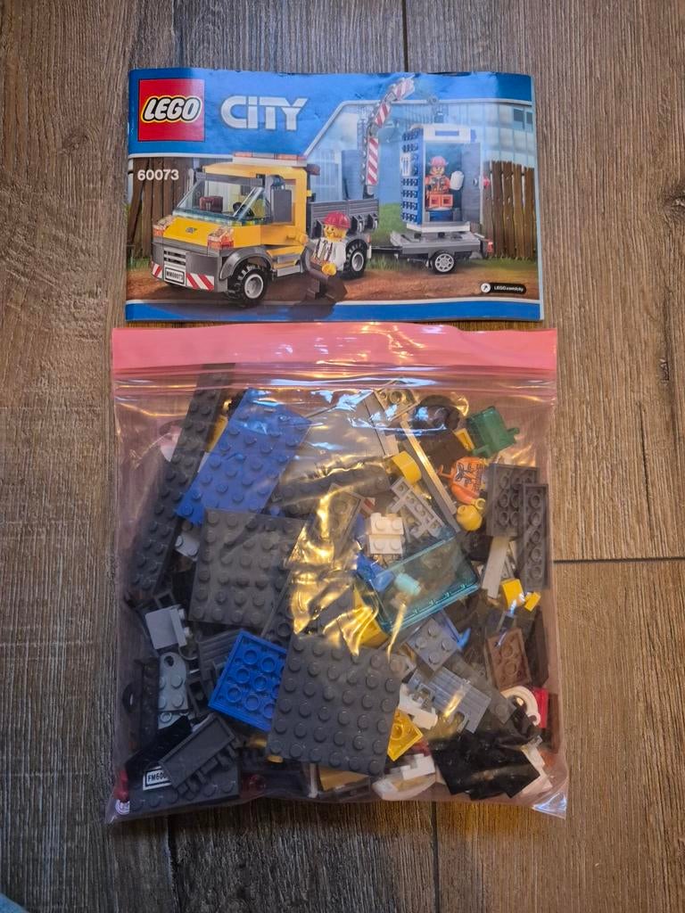Lego City 60073 Dienstwagen, Kinderen en Baby's, Speelgoed | Duplo en Lego, Ophalen of Verzenden, Zo goed als nieuw, Complete set