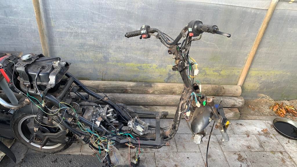 Scooter 4 takt 50 cc gy6 blok- onderdelen, Ophalen of Verzenden, Gebruikt