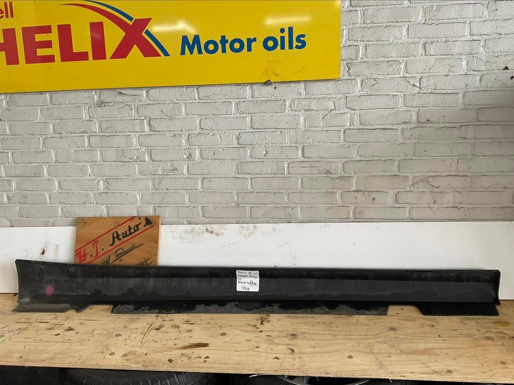 Sideskirt/dorpelkap links BMW E90,E91 Black Sapphire 475, Ophalen, Gebruikt
