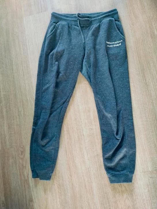 Comfortabele joggingbroek, Overige maten, Ophalen of Verzenden, Grijs, Gedragen