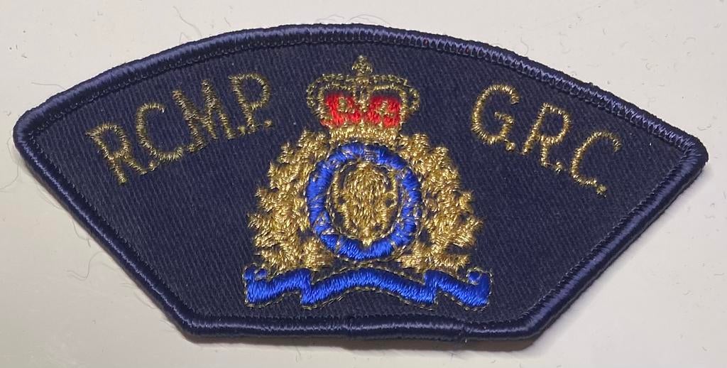 Royal Canadian Mounted Police badge, Ophalen of Verzenden, Landmacht, Engeland, Embleem of Badge