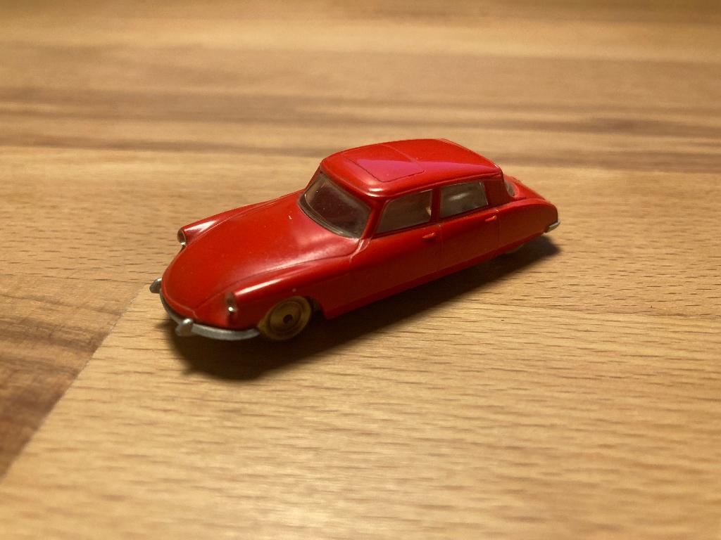 Lego 1:87 Citroen DS in rood, Ophalen of Verzenden, Gebruikt, Auto, Overige merken