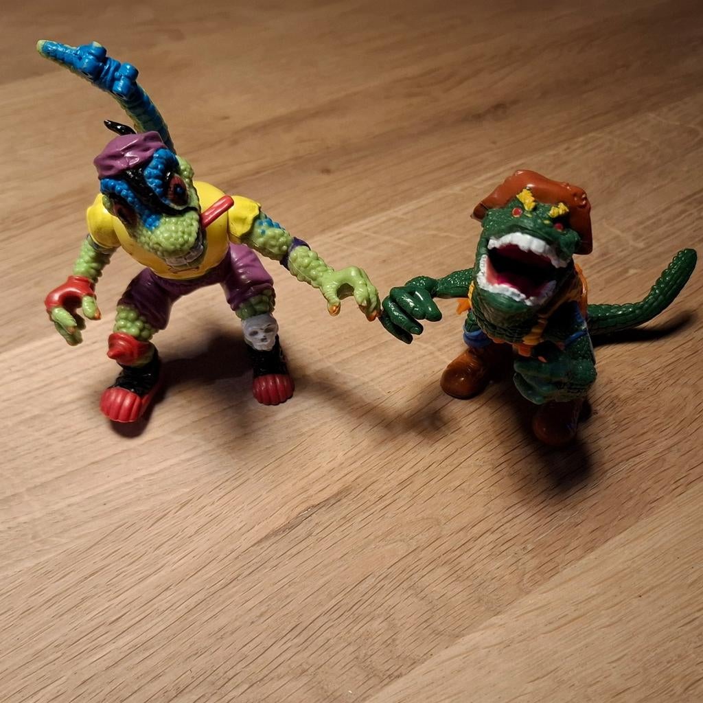 Ninja turtles 2x, Ophalen of Verzenden, Zo goed als nieuw