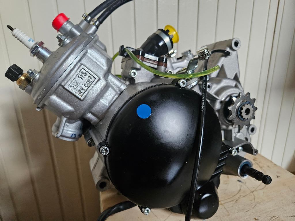 Minarelli AM6 blok 100% NIEUW & ORIGINEEL motorblok Gen2, Fietsen en Brommers, Ophalen, TZR DT MRT BETA RR, Blok, Am6