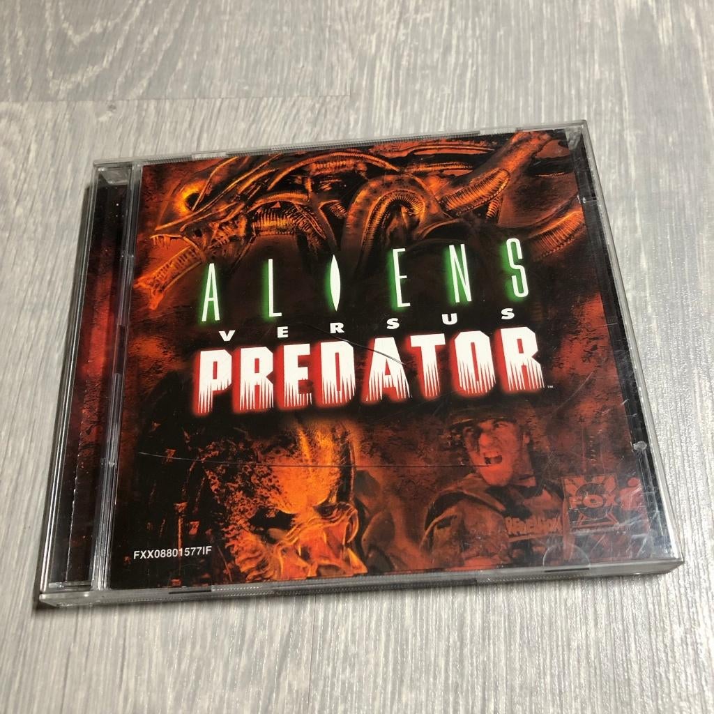Vintage PC CD-ROM Game – Aliens versus Predator, 1 speler, Ophalen of Verzenden, Gebruikt, Vanaf 18 jaar