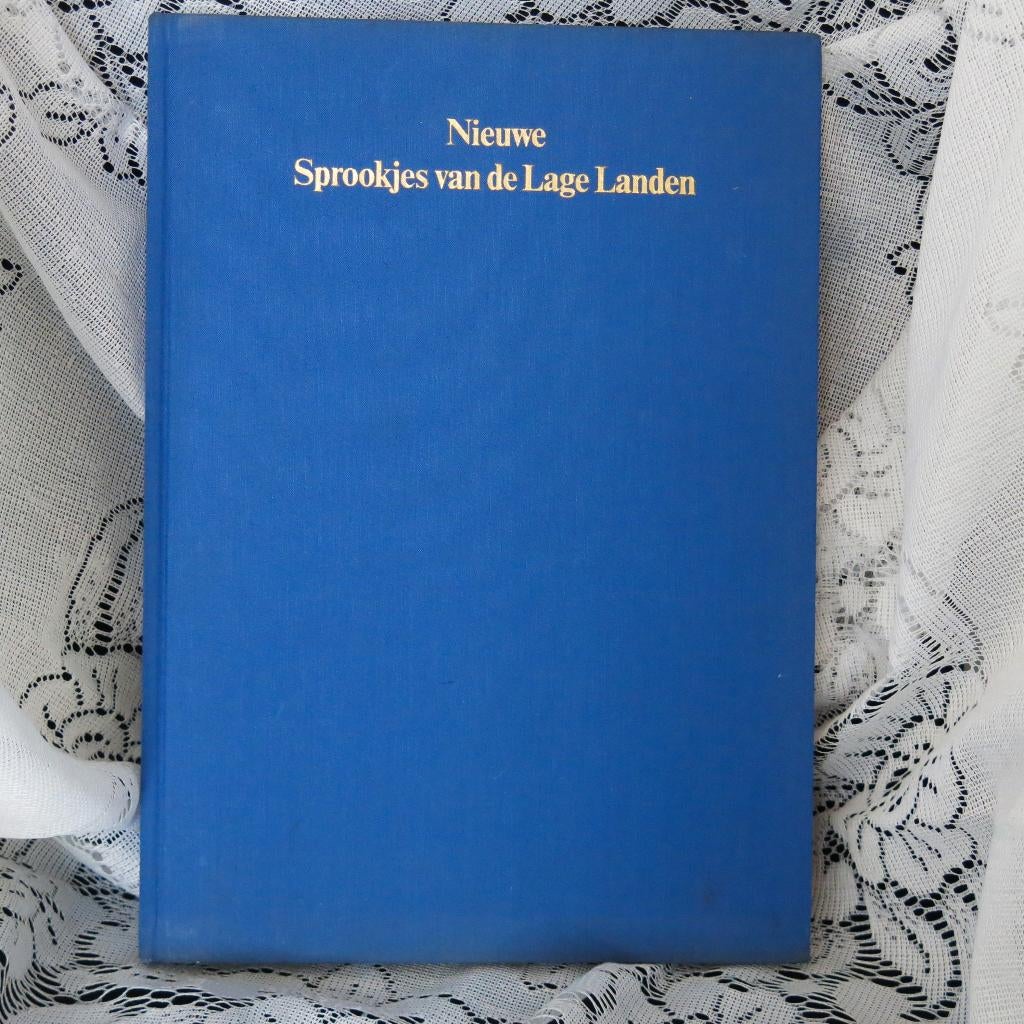 Boek Nieuwe sprookjes van de Lage Landen, Boeken, Ophalen of Verzenden, Zo goed als nieuw