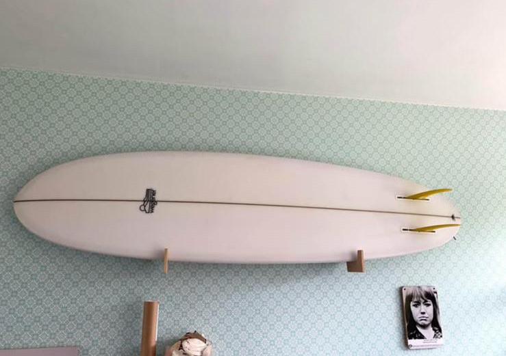 Surfboard 7’4” twin fin, wegener (the wegg), Watersport en Boten, Golfsurfen, Ophalen, Zo goed als nieuw, Funboard, Met vinnen
