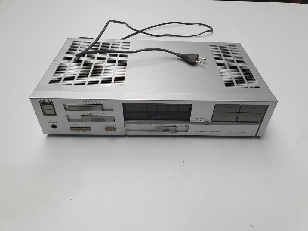 Akai AM A101, Ophalen of Verzenden, Zo goed als nieuw