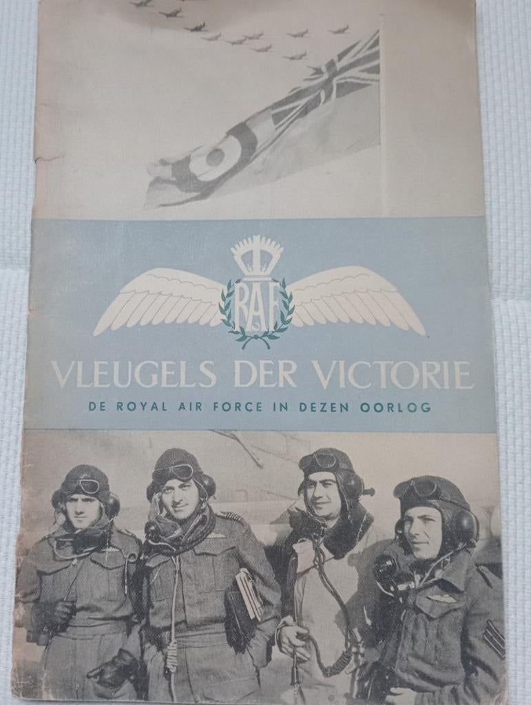 Vleugels der Victorie: De Royal Air Force in dezen Oorlog". , Verzamelen, Militaria | Tweede Wereldoorlog, Ophalen