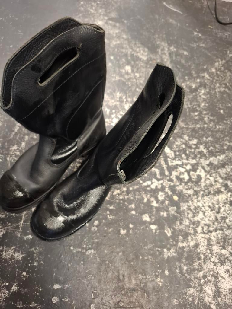 Veiligheids laarzen maat 44, Kleding | Heren, Schoenen, Ophalen of Verzenden, Zwart, Boots