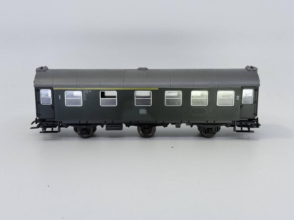 Roco 4214 - 3-assige umbau 1e/2e klas personenrijtuig, DB, Gelijkstroom, Wagon, Ophalen of Verzenden, Zo goed als nieuw