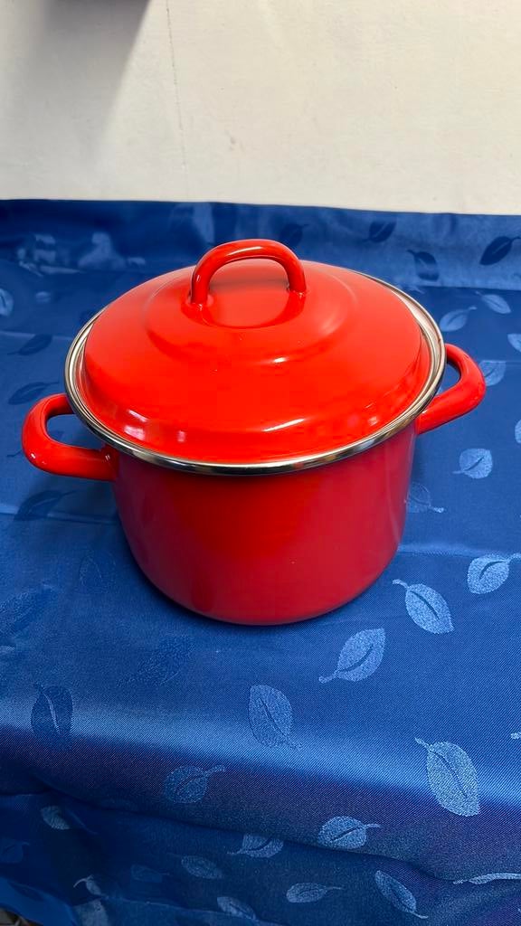 Rood Emaille Pan van de Postcode Loterij diameter pan 20,5 c, Ophalen of Verzenden, Nieuw, Overige materialen, Kookpan of Snelkookpan