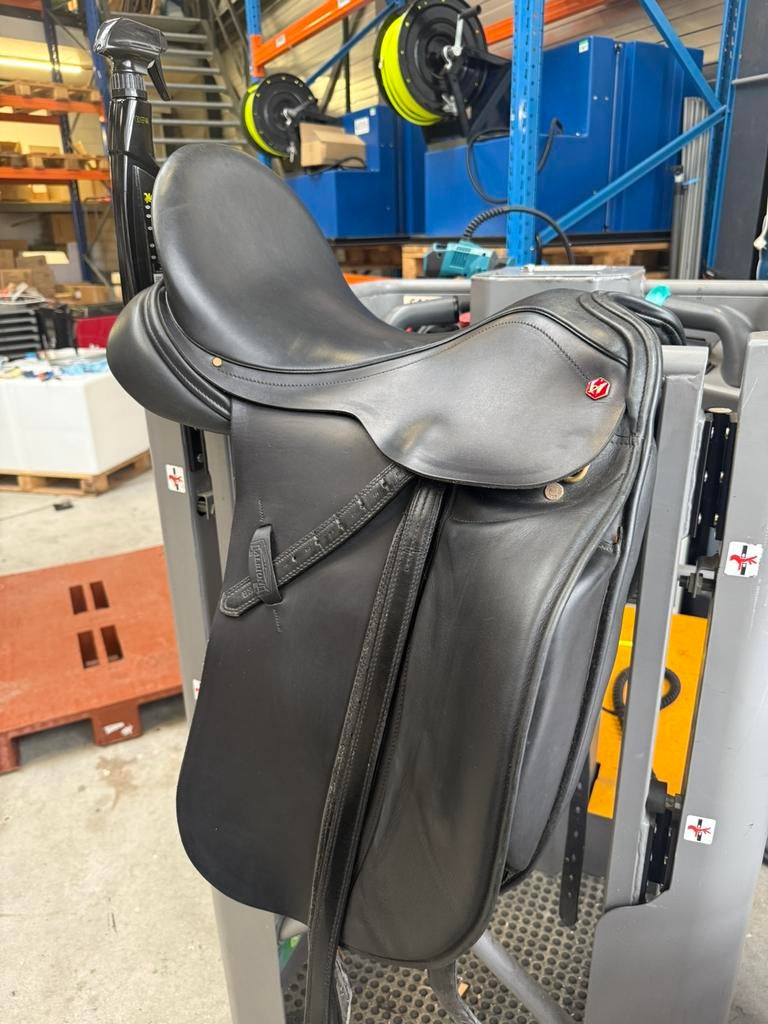 Albion zadel 16inch, Dieren en Toebehoren, Ophalen, Zo goed als nieuw, Dressuur