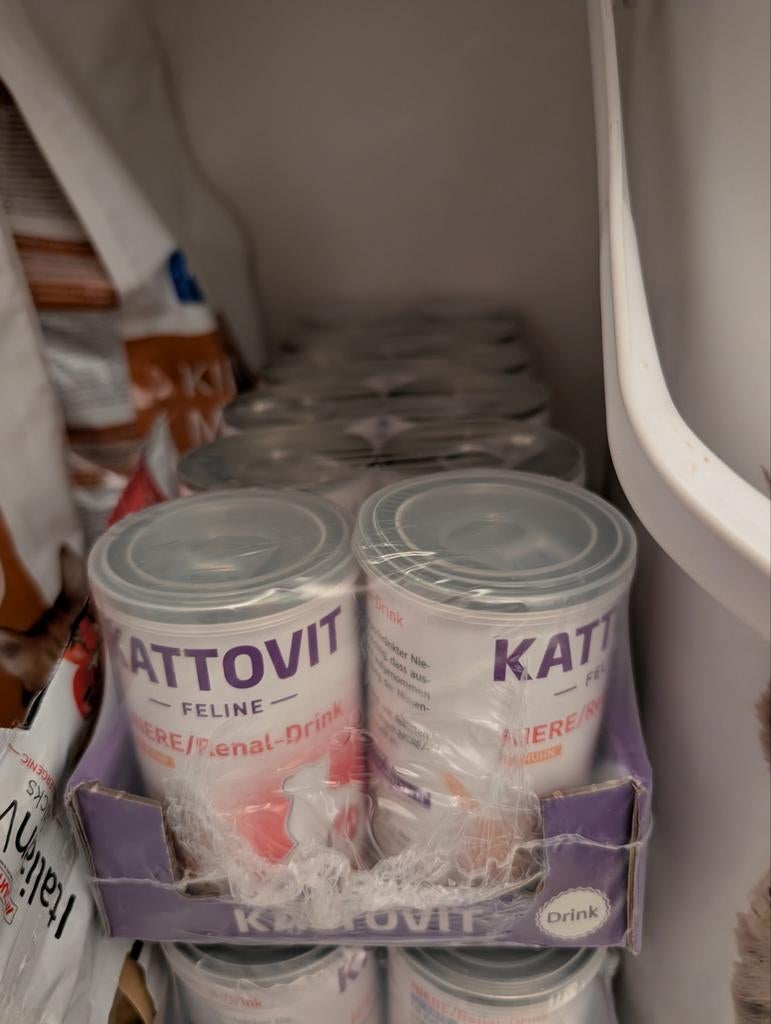 Te koop nat voer voor katten met nierfalen, Dieren en Toebehoren, Ophalen of Verzenden