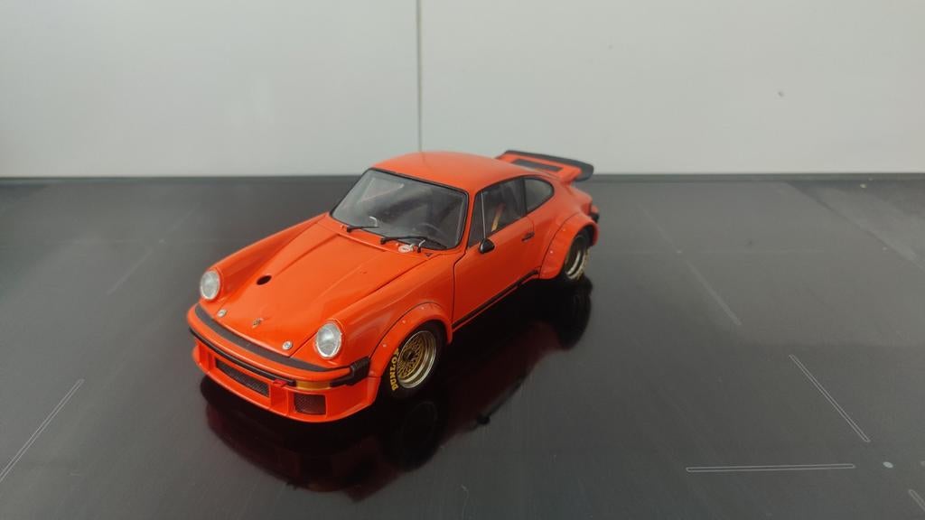 Porsche 911 (934) Exoto 1:18 modelauto's, Hobby en Vrije tijd, Modelauto's | 1:18, Ophalen, Gebruikt
