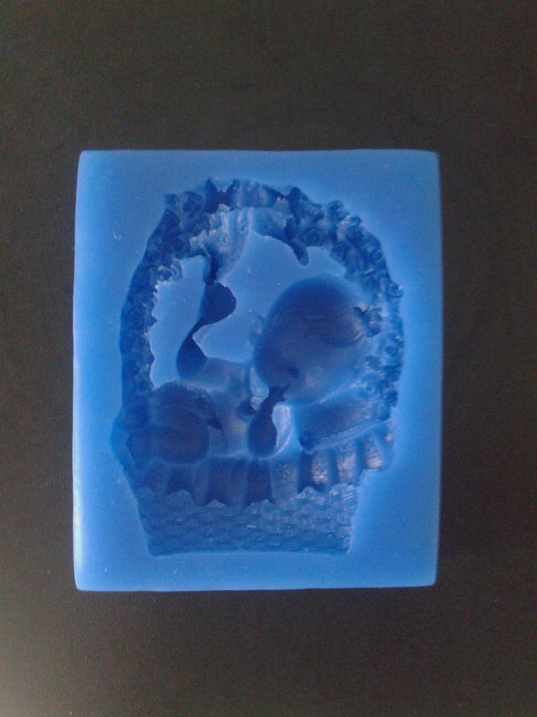 Siliconen mal FI baby in bloemenmandje | zeepmallen - mold, Hobby en Vrije tijd, Overige Hobby en Vrije tijd, Ophalen of Verzenden