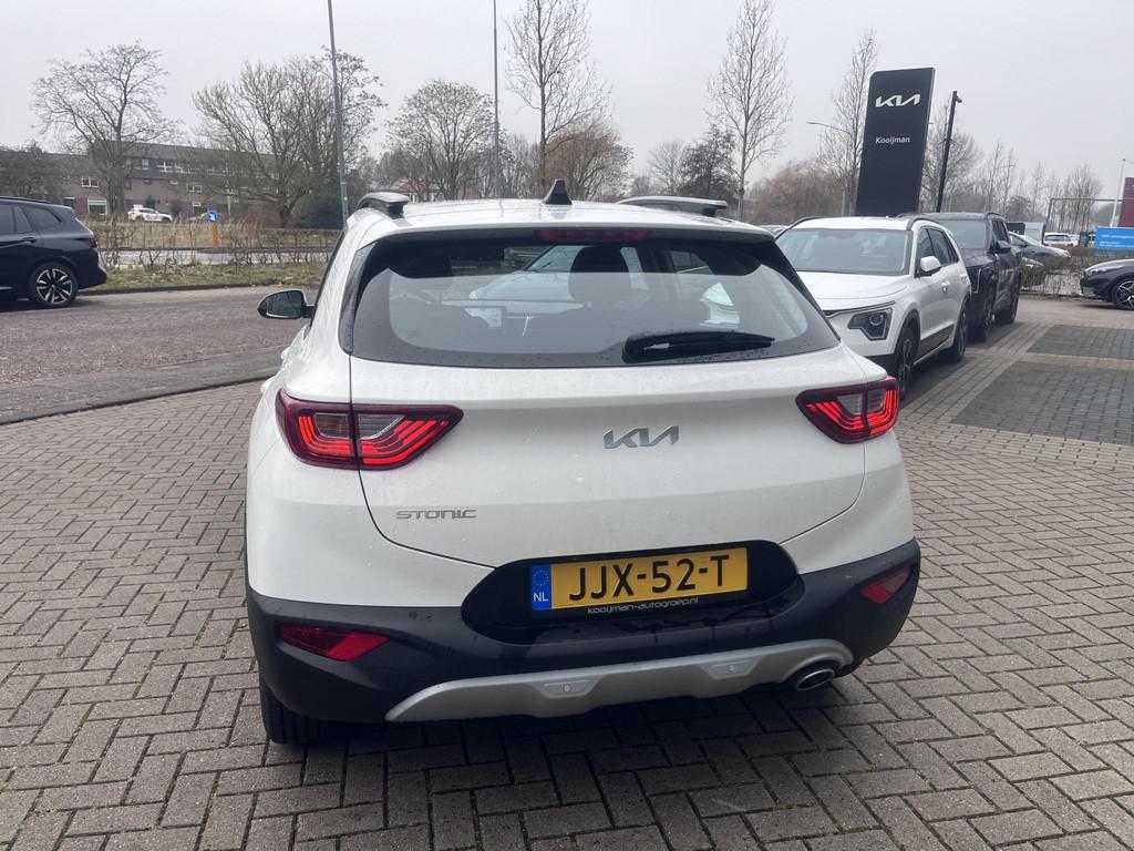 Kia Stonic 1.0 T-GDi MHEV DynamicLine | Achteruitrijcamera |, Voorwielaandrijving, Euro 6, Wit, Origineel Nederlands