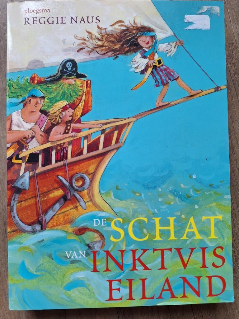 Reggie Naus - De schat van Inktvis Eiland, Ophalen of Verzenden, Zo goed als nieuw, Reggie Naus, Fictie algemeen