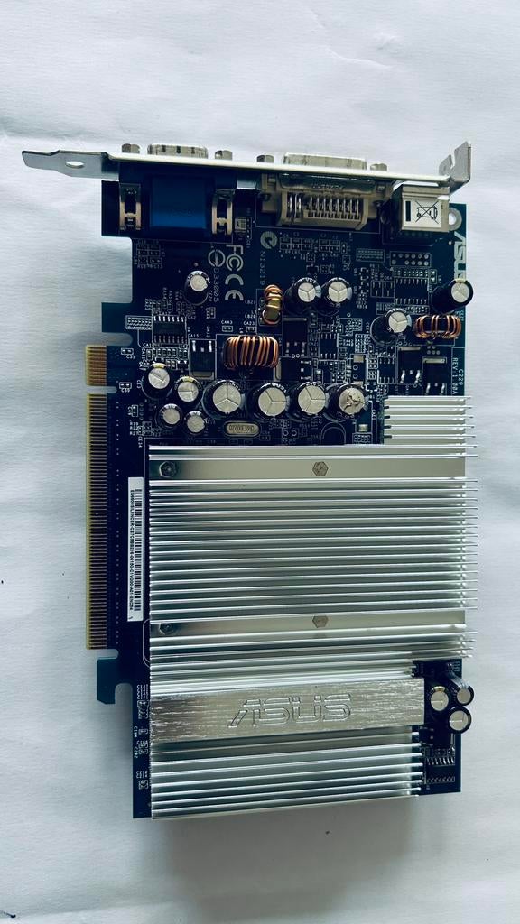 ASUS GeForce 6600 128MB DDR PCI Express (PCIe) videokaart, Computers en Software, Videokaarten, Ophalen of Verzenden, Zo goed als nieuw