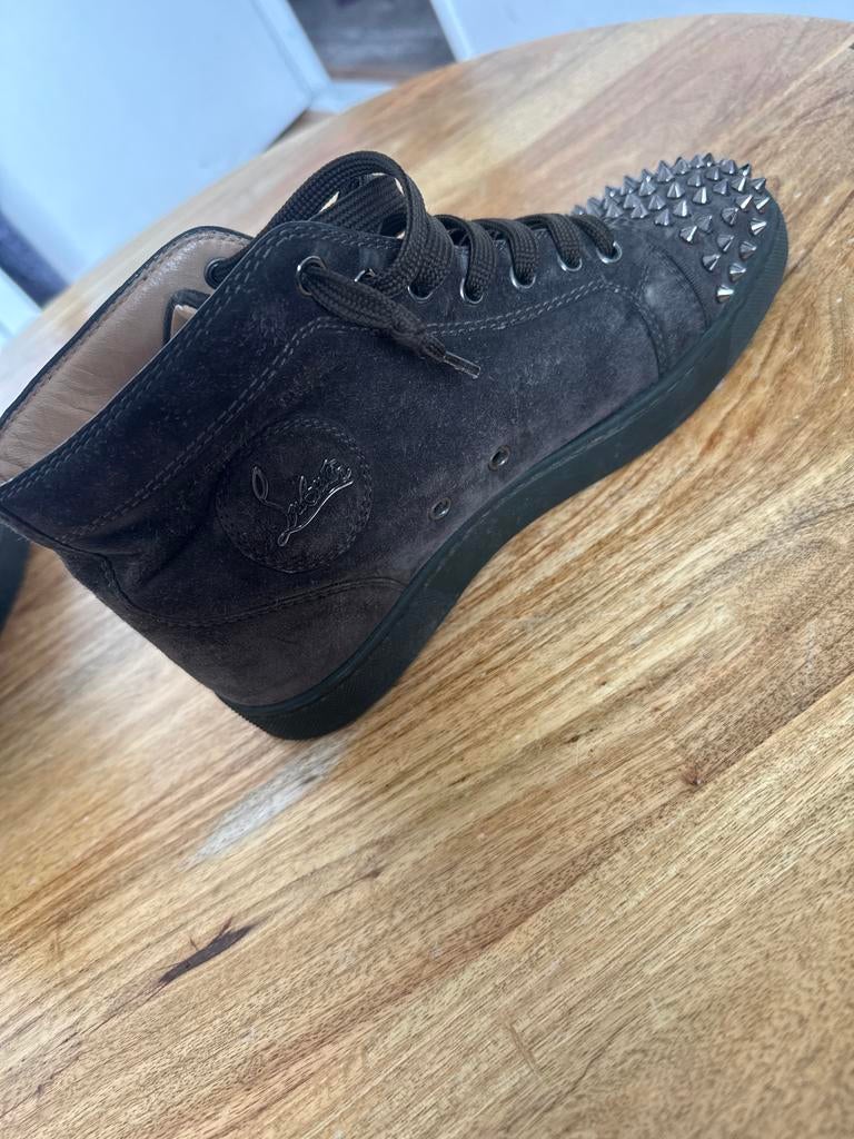 Louboutin schoen heren maat 40, Ophalen of Verzenden, Gedragen, Overige kleuren, Sneakers of Gympen
