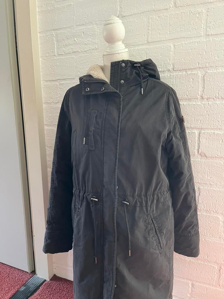 Moscow parka maat m winterjas dames 38 40 merk kleding, Ophalen of Verzenden, Zo goed als nieuw, Maat 38/40 (M), Grijs