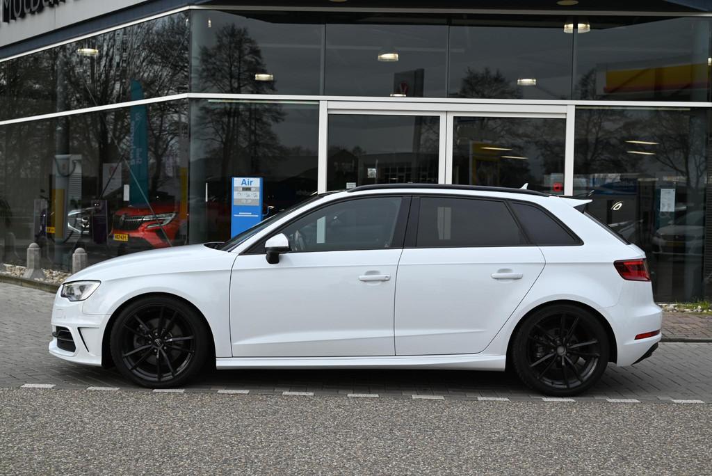 Audi A3 Sportback 1.4 e-tron PHEV S-Line, Gebruikt, 4 cilinders, Wit, Sportstoelen