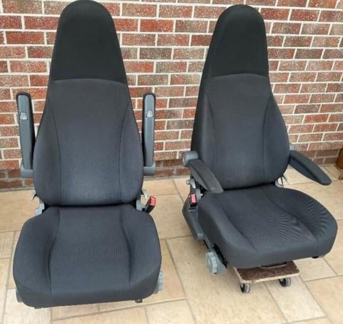 2 x stoelen merk FASP, model 610 voor in een campervan, Auto-onderdelen, Interieur en Bekleding, Ophalen, Nieuw, Citroën