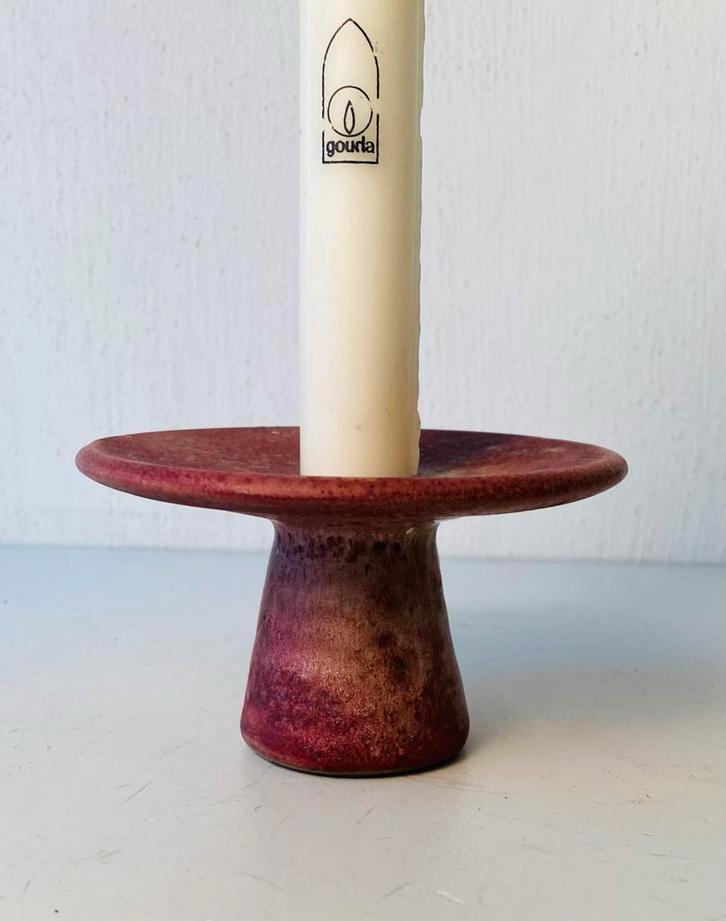 Mobach keramiek rode kandelaar , jaren 70, Huis en Inrichting, Overige materialen, Gebruikt, Mobach, Ophalen of Verzenden