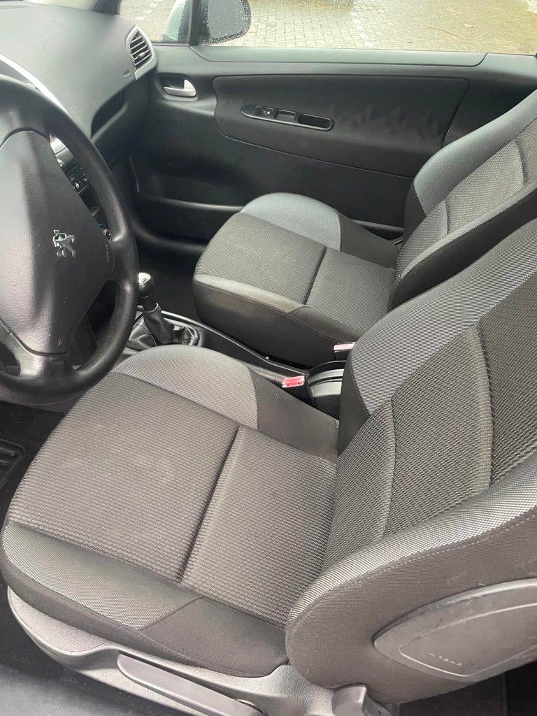 Peugeot 207 1.4 VTi X-Line, Auto's, Peugeot, Voorwielaandrijving, Stof, Gebruikt, Metallic lak