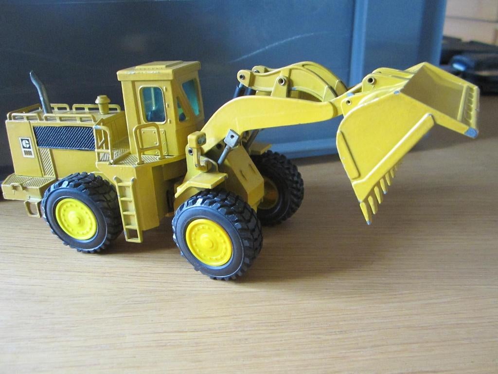 CAT 988B, Ophalen of Verzenden, Zo goed als nieuw, Bus of Vrachtwagen, NZG