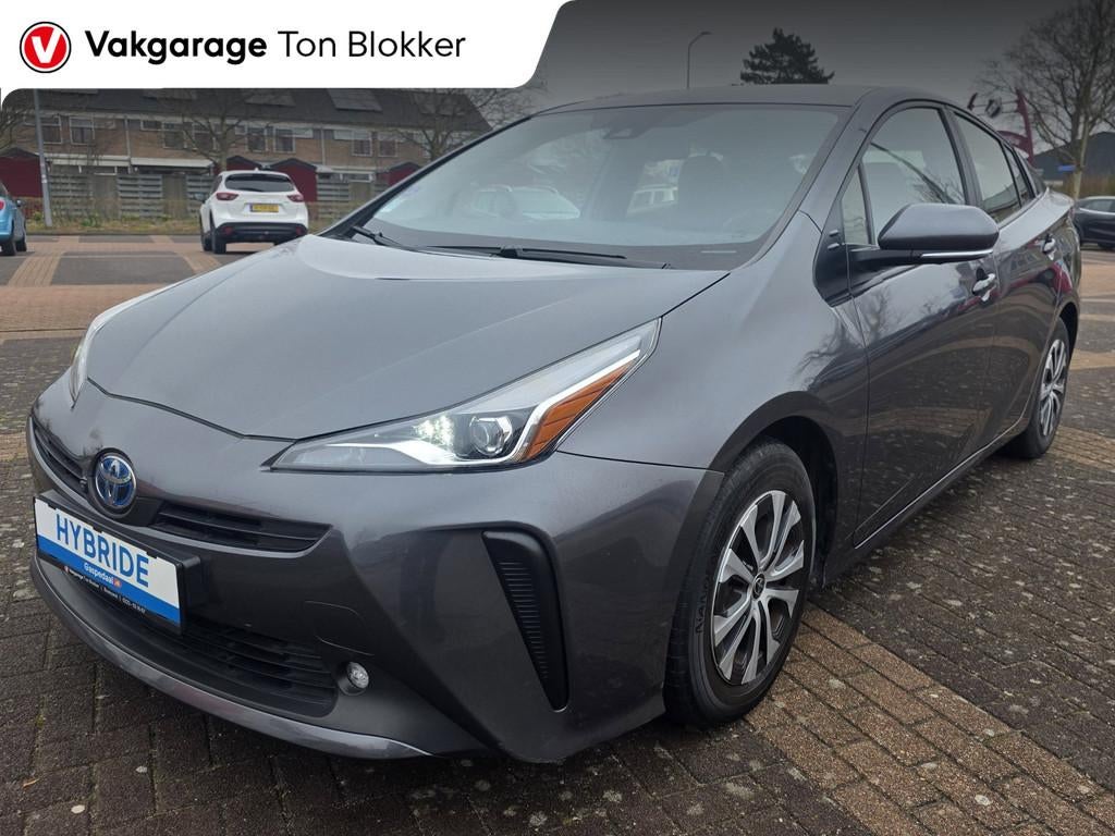 Toyota Prius 1.8 Dynamic, Gebruikt, Zwart, Stoelverwarming, 98 pk
