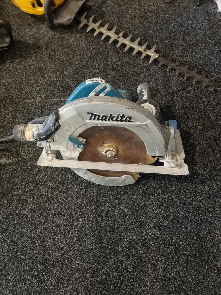 Makita HS0600 Cirkelzaag - Krachtig en Betrouwbaar, Ophalen, Gebruikt, Cirkelzaag, 70 mm of meer