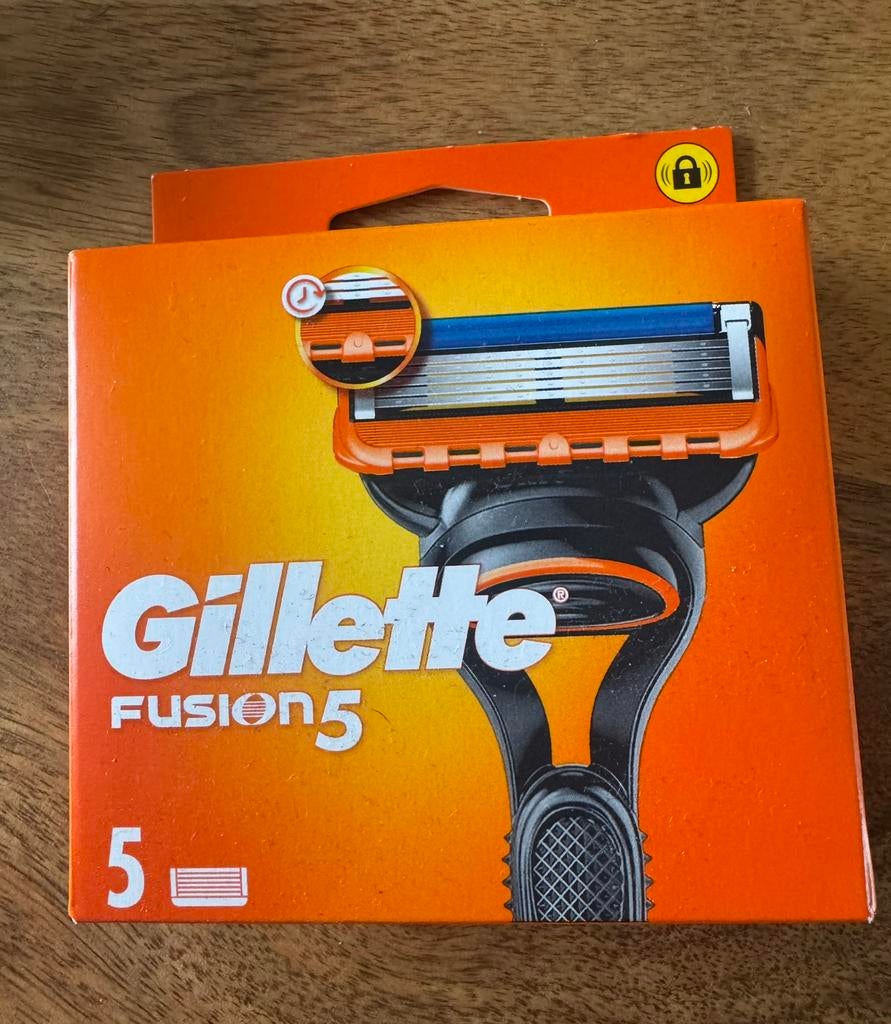 Gilette Fusion5 5 mesjes NIEUW in verpakking, Ophalen of Verzenden, Nieuw, Gehele gezicht