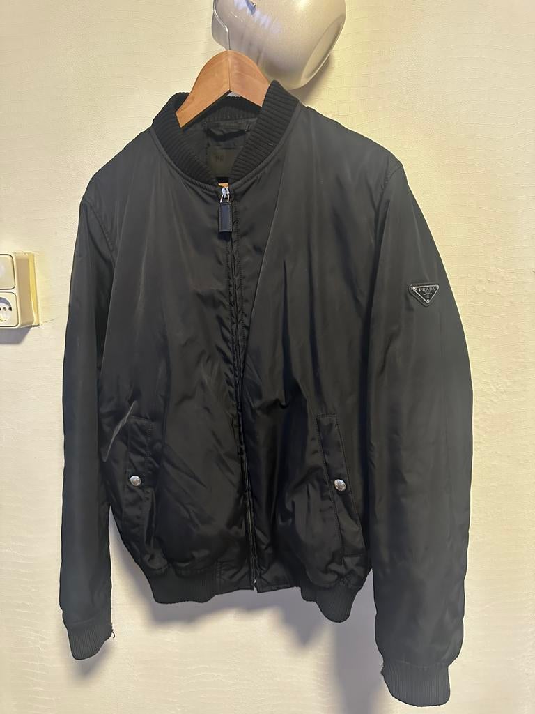 Prada bomber jacket maat 48/M, Ophalen of Verzenden, Zo goed als nieuw, Maat 48/50 (M), Zwart
