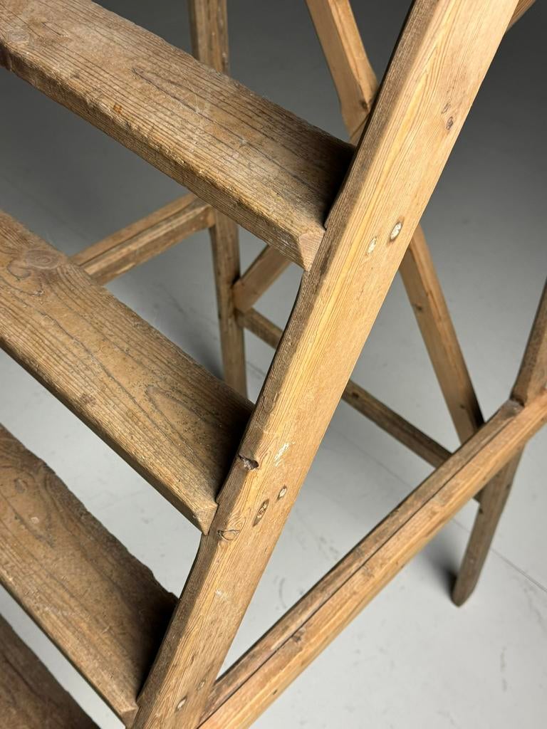 Bibliotheektrap grenen antiek, Ophalen, Zo goed als nieuw, 2 tot 4 meter