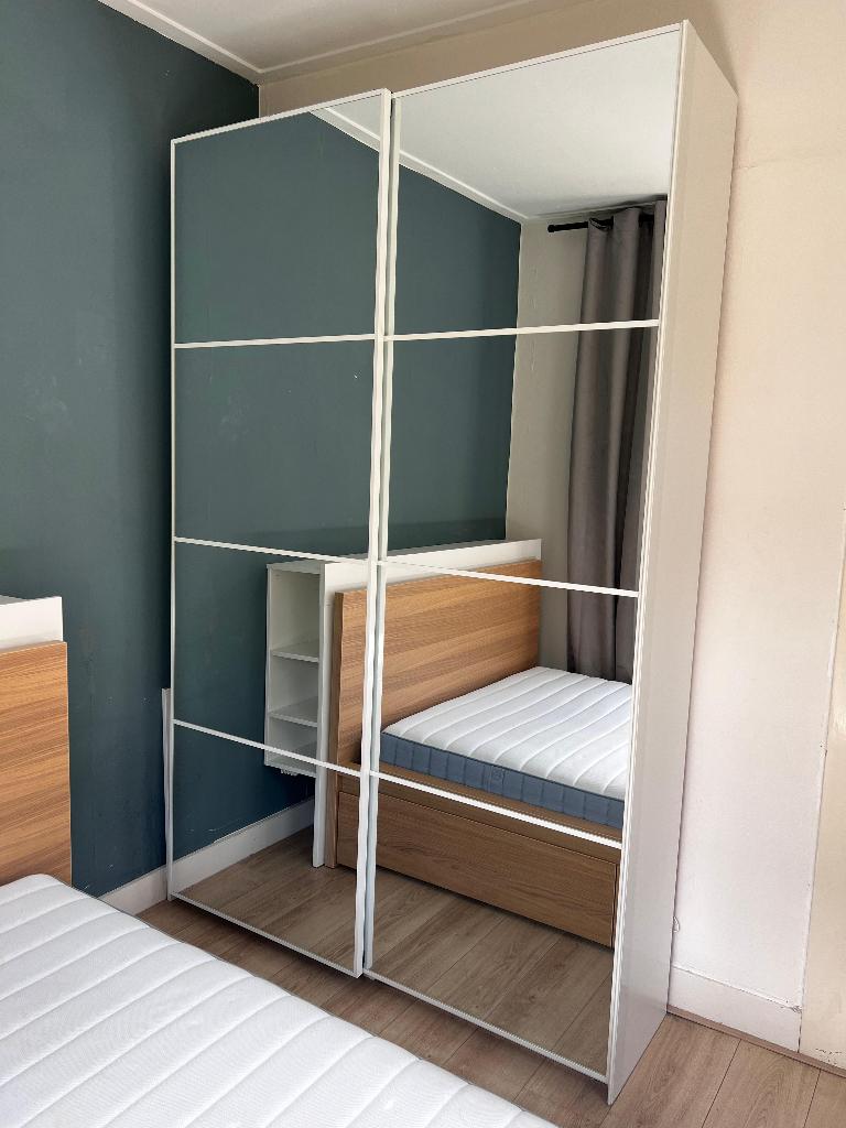 IKEA PAX kledingkast met AULI spiegeldeuren 150x35x236 cm, 100 tot 150 cm, Zo goed als nieuw, Modern, 50 tot 75 cm