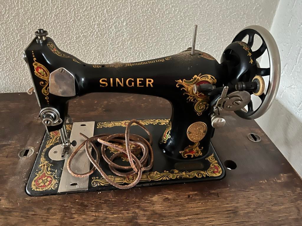 Singer trapnaaimachine, Ophalen