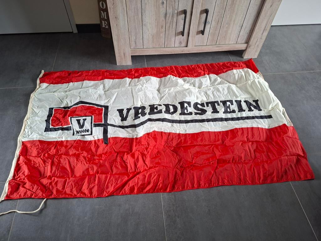 Vredestein vlag oud collectors item unieke vlag, Ophalen of Verzenden, Zo goed als nieuw, Reclamebord